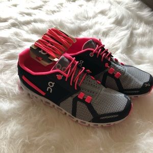 On Cloud Women’s Running Shoes